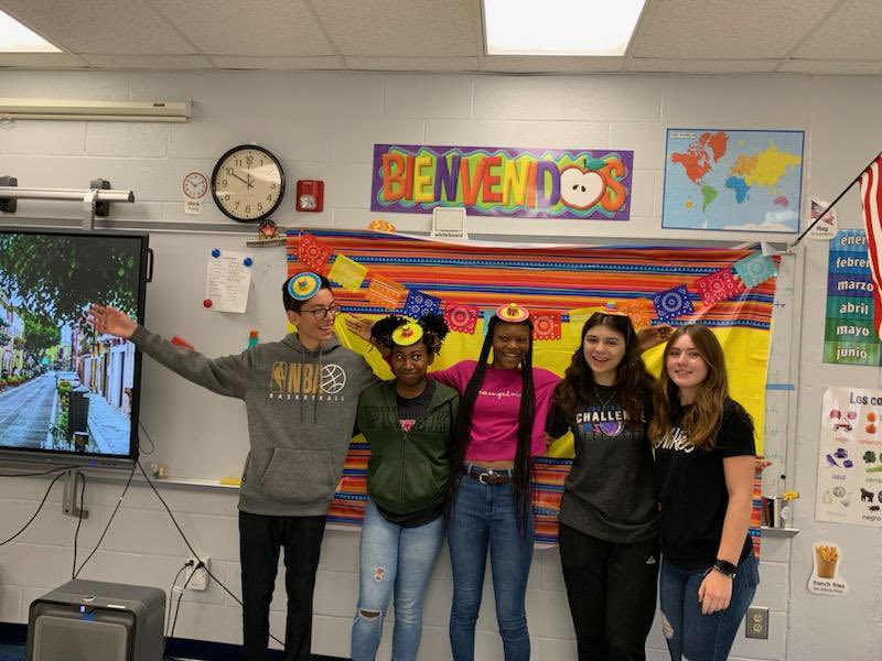 schofieldmiddle's tweet image. Our Spanish class celebrated Cinco De Mayo!  #GoRams