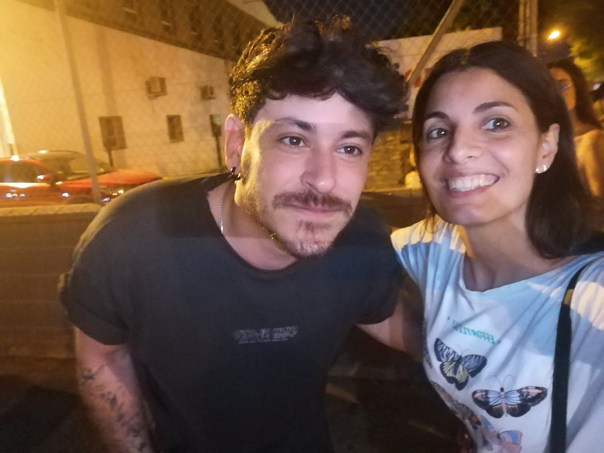 Conciertazo👏🏾👏🏾que bien lo pasamos😊gracias💙 <a href="/cepedaoficial/">Luis</a> 😘😘
#SempiternoTourSevilla
