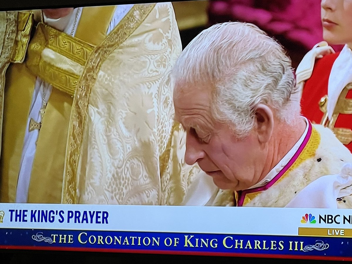 Only one of us woke up when my husband’s (first of two) golf alarm went off, so this is what 6:15am looks like in our house 🙃
#Coronation 
#KingCharlesIII