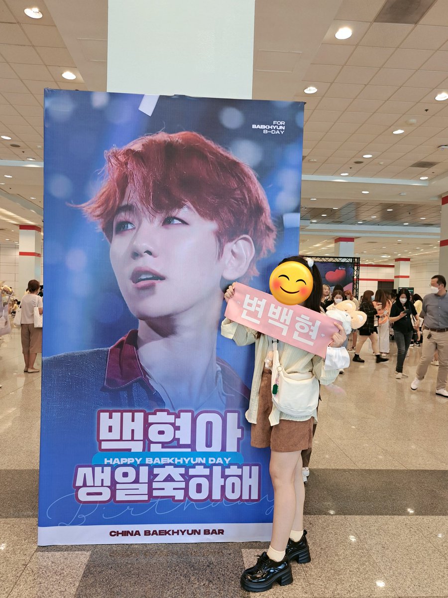 kunpriya_97's tweet photo. เช็คๆ
#แบคฮยอน32ขวบอินไทย
#MAYJamFestival2023xBAEKHYUN
#MAYJamFestival2023 https://t.co/77UY6It7KY