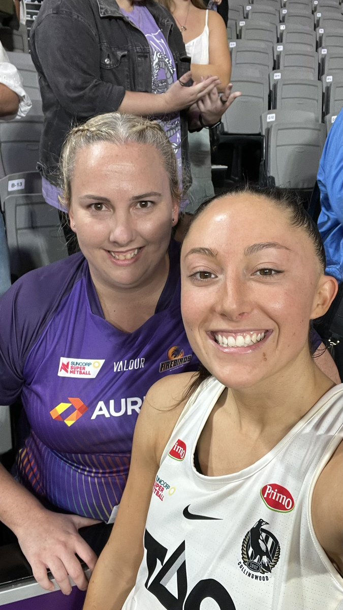 leeluvzya's tweet photo. 😭 no words for how absolutely incredible @ash_braz was post game. Love love love her. The 100th game queen @kelseybrowne_ & Molly who is such a vibe. Need to make the trek up to USC for Lightning v Pies cus I’m not ready for that to be the last time I watch Braz live 🥺 #FIRvMAG https://t.co/QJqHUfjJ94
