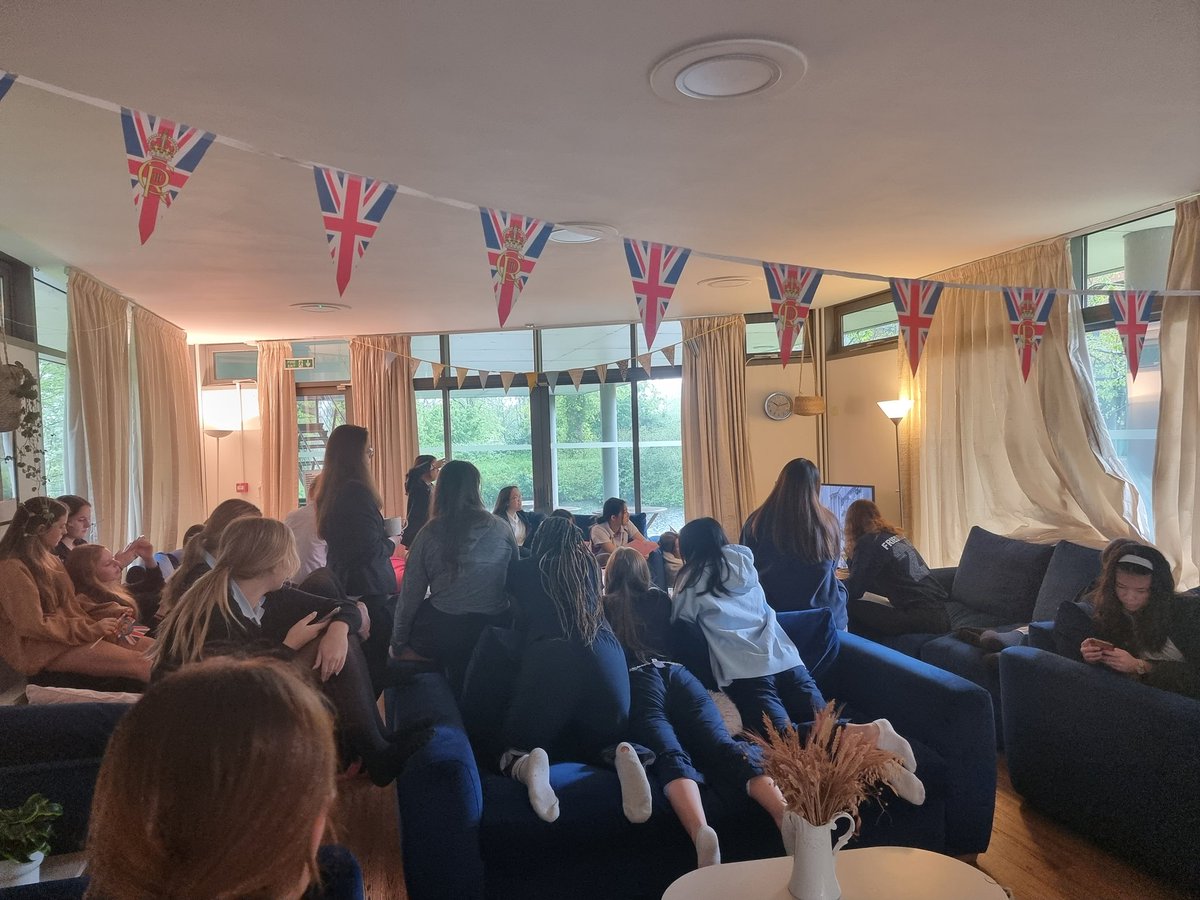 Colvin House tweet media