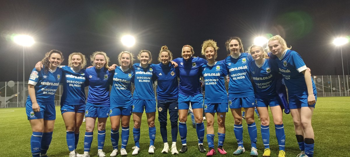 VivienneMcMast1's tweet photo. Blues win
Linfield 💙 
GOAL @JaneMcMaster11 https://t.co/0N4hl7l7aO