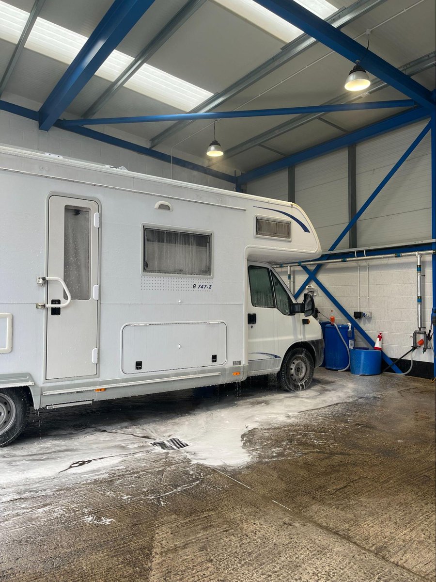 Our wash bay in action 🧽 

Packages and prices for cars (motorhomes individually priced): 
🥉 Bronze package 
🥈 Silver package 
🥇 Gold package 

For more information, do not hesitate to send us an email:

✉️ service@abacusmotorhomes.co.uk 

#motorhomes #washbay