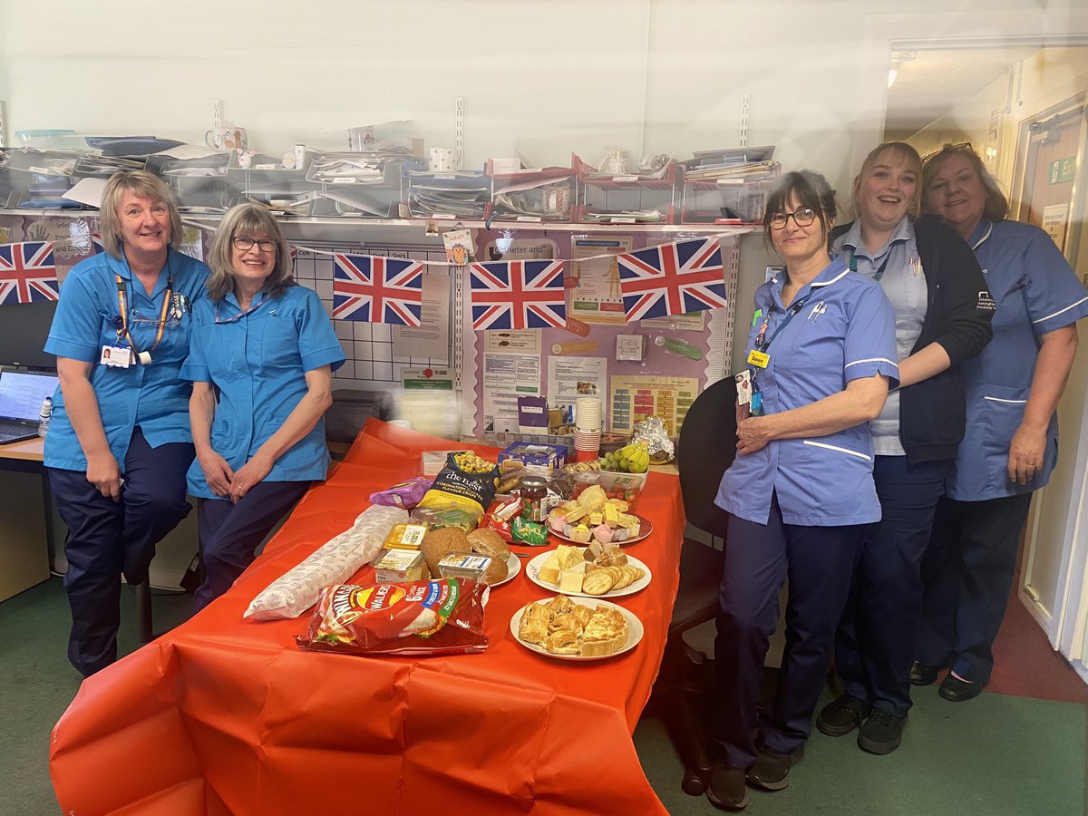 💙Leah Quick, FdSc, BSc, FNF Nursing Associate. tweet media