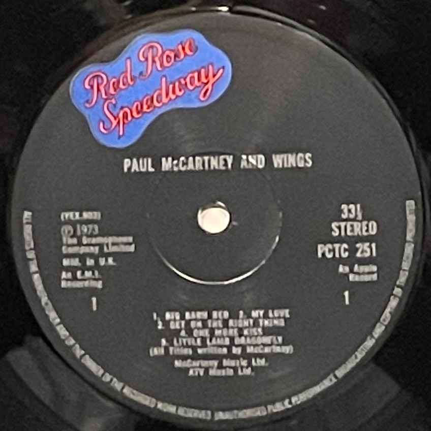 ほなLPいこか
PAUL McCARTNEY & WINGS / RED ROSE SPEEDWAY [’73 Apple Records --- PCTC 251]
#PaulMcCartney #wings #RedRoseSpeedway #GetOnTheRightThing #LindaMcCartney #DennyLaine #HenryMcCullough #DennySeiwell #vinylbar #musicbar #レコードバー #mhc06052023
youtube.com/watch?v=G9ygm3…