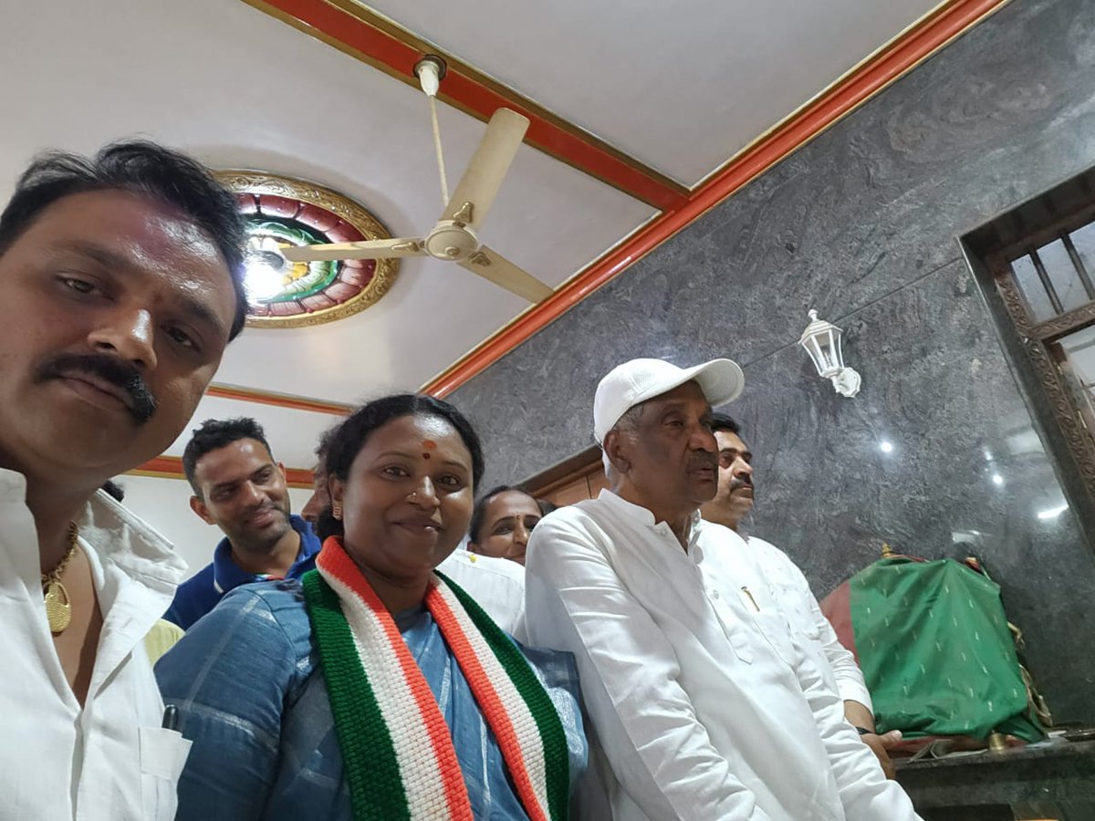 PresidentHennur's tweet photo. Congress candidate @thekjgeorge campaigning in Sarvajnanagar Constituency along with Swapna Chandra Shetty Campaign President at Hennur Ward #ಸರ್ವಗ್ನನಗರ Sarvajnanagar Assembly Constituency
Rana George Suja George KJ-George Media KJ George Supporters 

#DKShivakumar #DKShivakumar https://t.co/dkmn0PuQPG