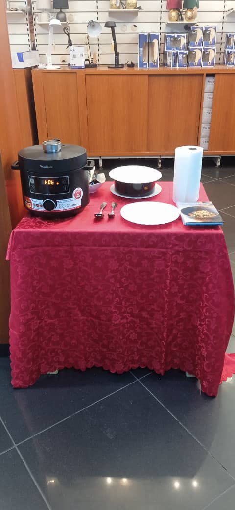 MuseAgence's tweet image. Venez goûter l’expérience @MoulinexFrance du tout nouveau Turbo cuiseur aux Galeries Peyrissac.

@GroupeSEB 
#welovebrands #welovemuse
#groupeSEB #businesspartner