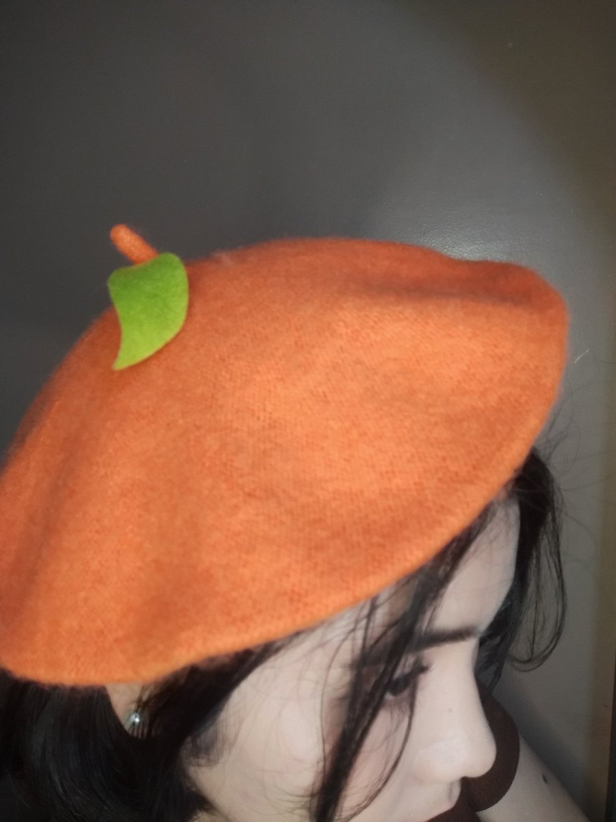 IC/ WTS/ LFB (PH ONLY)

🍊 Tangerine Beret- 150 PHP
🍊 Made to order 
🍊 Estimated time of shipment (3-7 days)
🍊 Dm if you're interested 💜
🍊 1 slot ON HAND

BTS tags Namjoon RM Jin Yoongi Suga J-Hope Hobi Jimin Taehyung V Jungkook interest check wtb lfs

Wearing the beret: