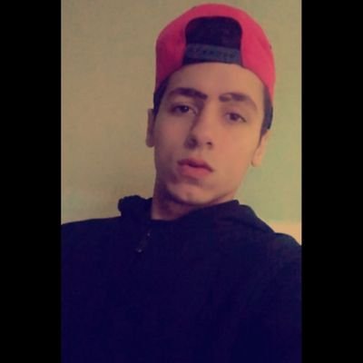 WASFIIIIIII's tweet photo. ليه ديما الملحدين بتوع تويتر بالذات أشكالهم واحده وصورهم زي بعض وديما تلاقيه جايب الكاميرا علي وشه بس وحواجبهم داخله في بعض ولا مقابل سكه الحديد ولغده مدلدله ولا لغد ماجد الكدواني ووشهم عليه غضب ربنا لا مقبولين دنيا ولا اخره https://t.co/Mz5wnRa5Xu
