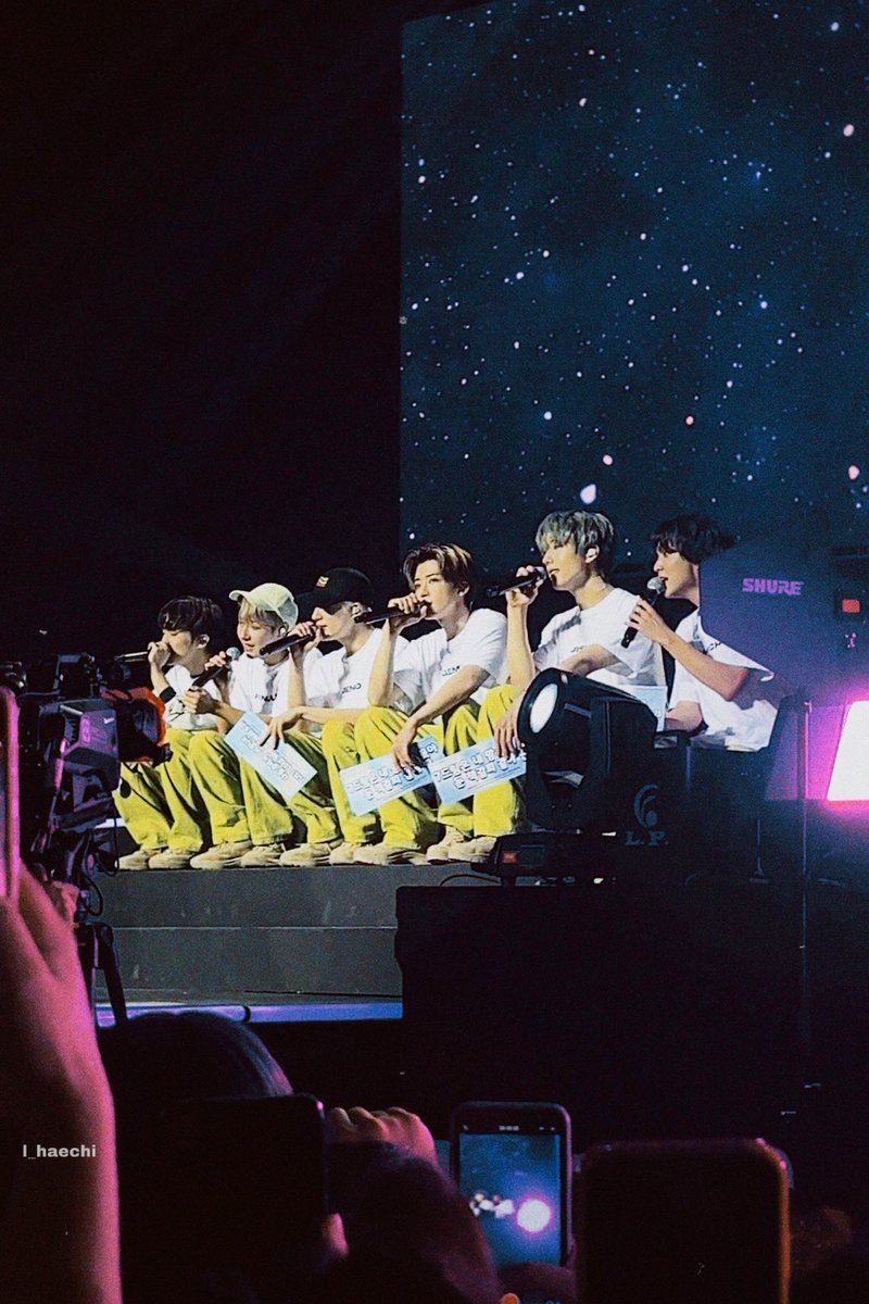 l_haechi's tweet photo. my loves 💚 

4.29.30
#TDS2inManila #NCTDREAM_THEDREAMSHOW2_in_MANILA https://t.co/YYEfaCMRAk