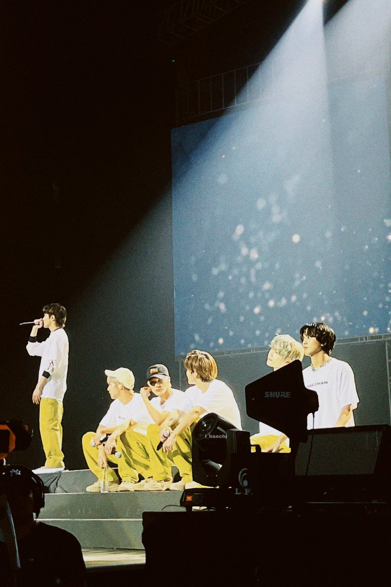 l_haechi's tweet photo. my loves 💚 

4.29.30
#TDS2inManila #NCTDREAM_THEDREAMSHOW2_in_MANILA https://t.co/YYEfaCMRAk