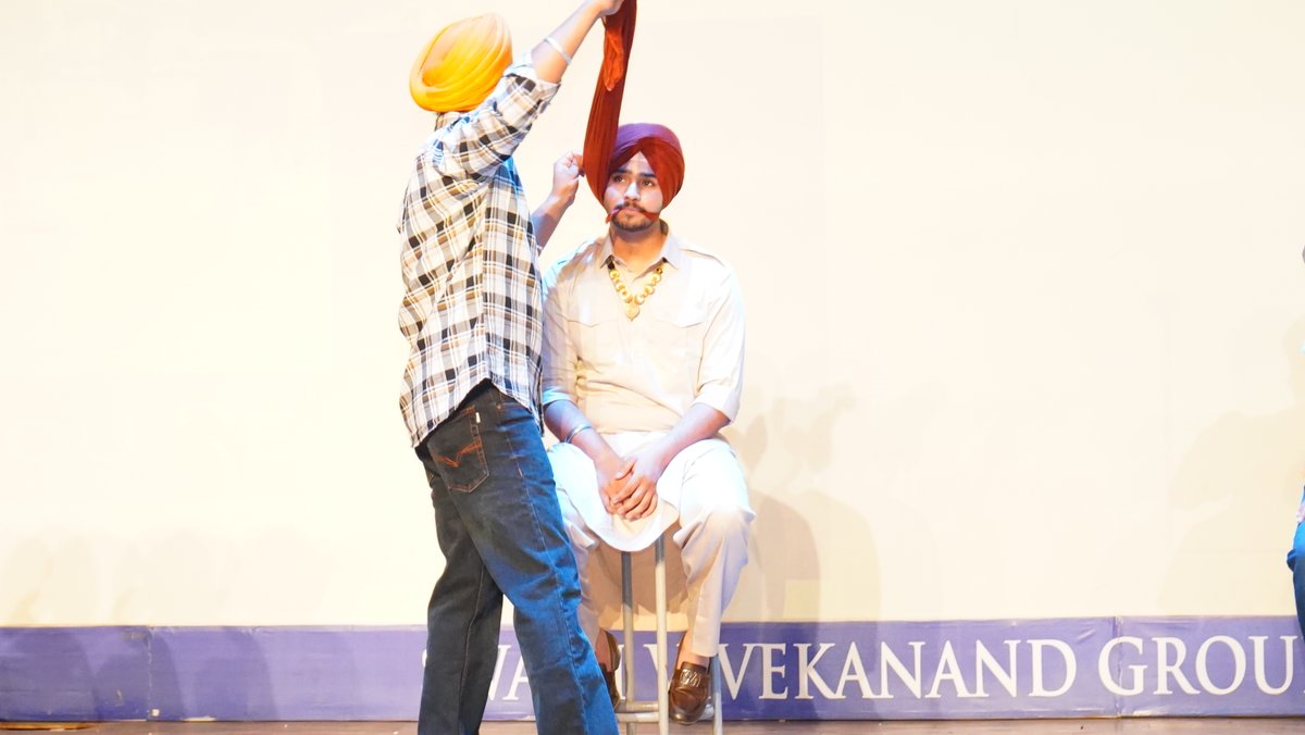 svietofficial's tweet photo. The competition may be over, but the cultural celebration continues!
#TurbanTyingCompetition #CulturalFest #livemusic #culturalexperience #SVGOI #Sviet #spontania #culturalevent #events #talent #SVCP #engineering #bestcollege #games #dance #modeling #singing #chandigarhlife https://t.co/D46nkFkPM7