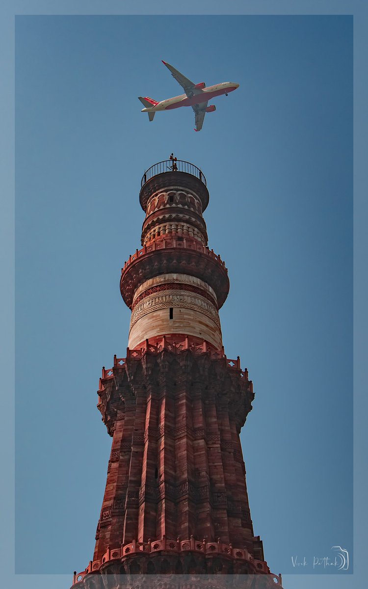pafcoms's tweet photo. . @airindiain #aircrafts passing thru #QutubMinar on way to their landings at #Delhi #Airport
#dpeg #delhidiaries
#NikonPhotography by #VivekPathak
#NikonD750 Nikkor 70-200 1:2.8mmE FL ED
#ILoveNikon
@NikonIndia https://t.co/E4rKwlS6tm