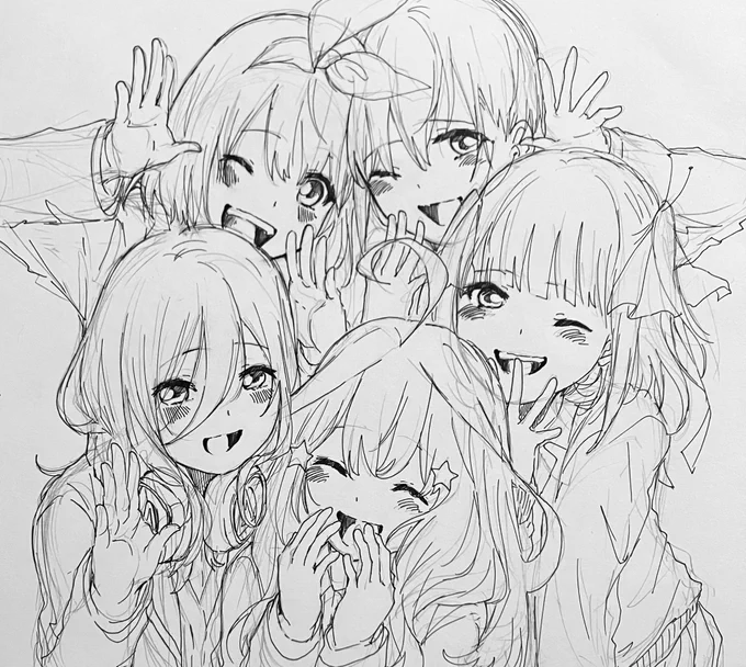 たくさんいいねとコメントありがとうございました✨╰(*'︶`*)╯🌸 すごく嬉しかったです! なんとか絵が間に合って良かったです… ↓下書きはこんな感じです🖼
