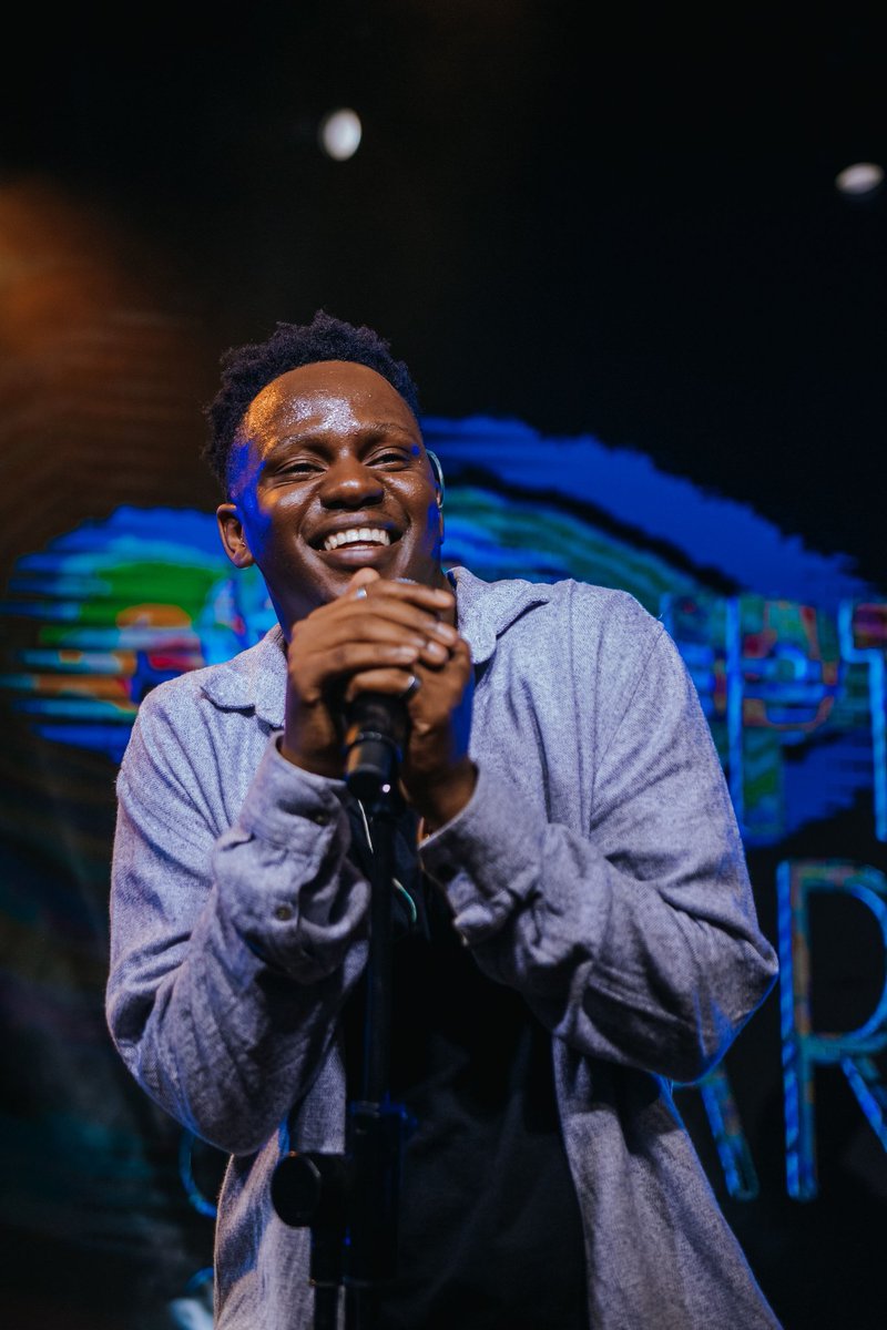 scriptsandbars's tweet image. @MeetLuminous lights up the stage with his &apos;Amalonda&apos;.

 #ScriptsandBars #CreativeAccelerator #disrupt #lovesexandthegospel