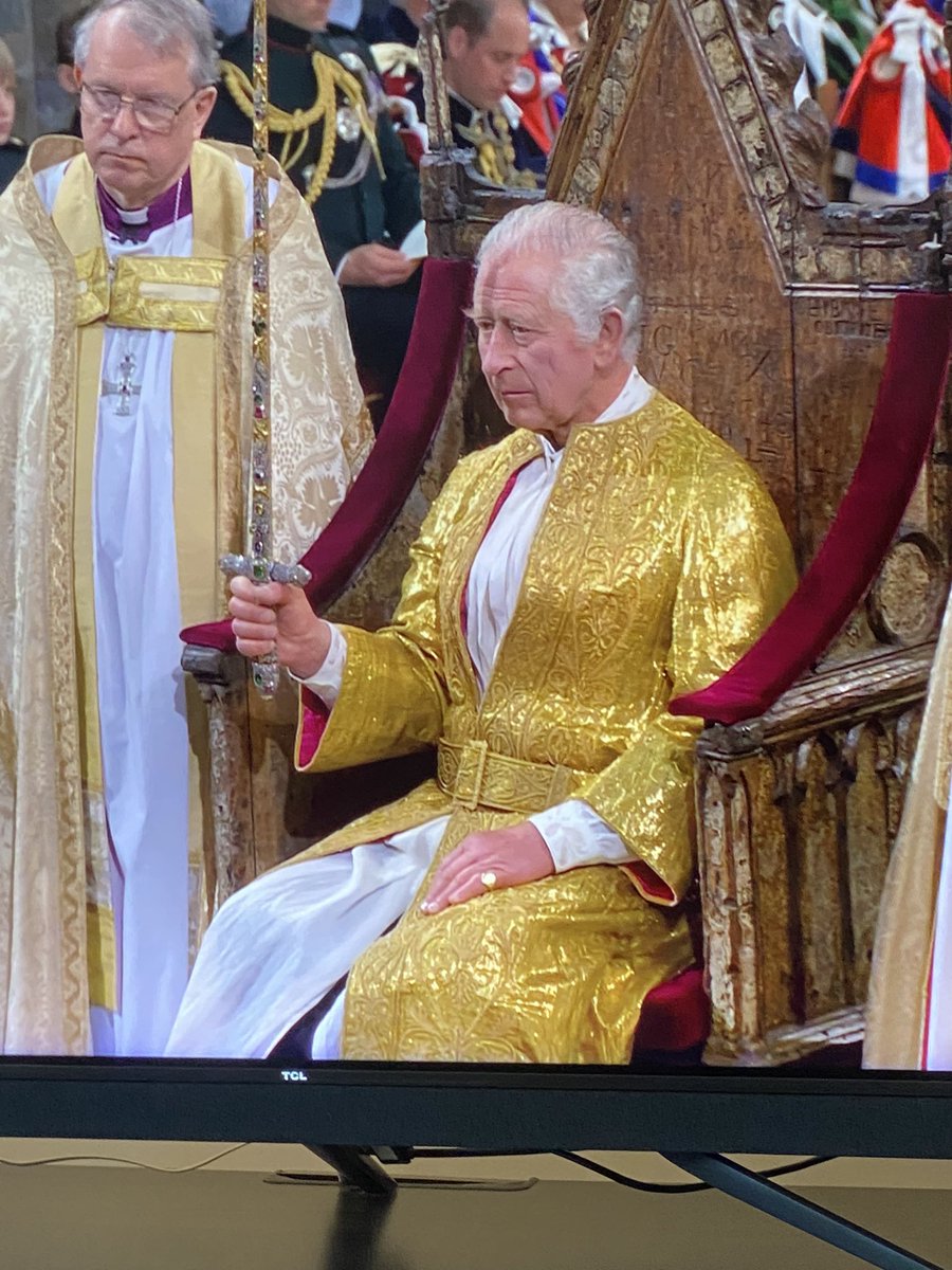 Now we will hear Princes of the Universe by Queen and Chaz will shout, THERE CAN BE ONLY ONE. Then the quickening begins. #Coronation