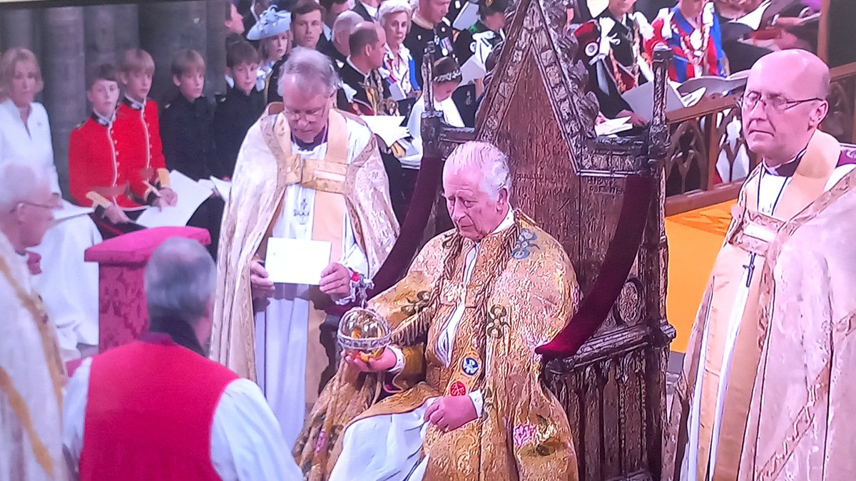 JonTrevithick's tweet image. The Holy Hand Grenade is presented to King Charles.
