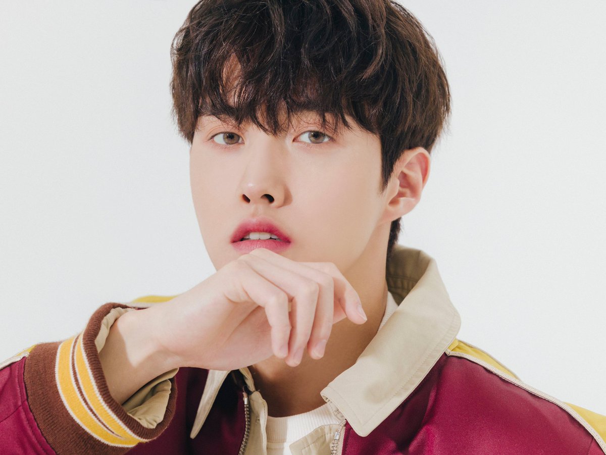 K_arkheion's tweet photo. PENTAGON  ➫〖 DO OR NOT 〗
“ Japanese 4th Mini Album ” 

Concept Photo 

#HONGSEOK #SHINWON #YEO_ONE 

#PENTAGON #Do_or_Not https://t.co/edGcC5jKia