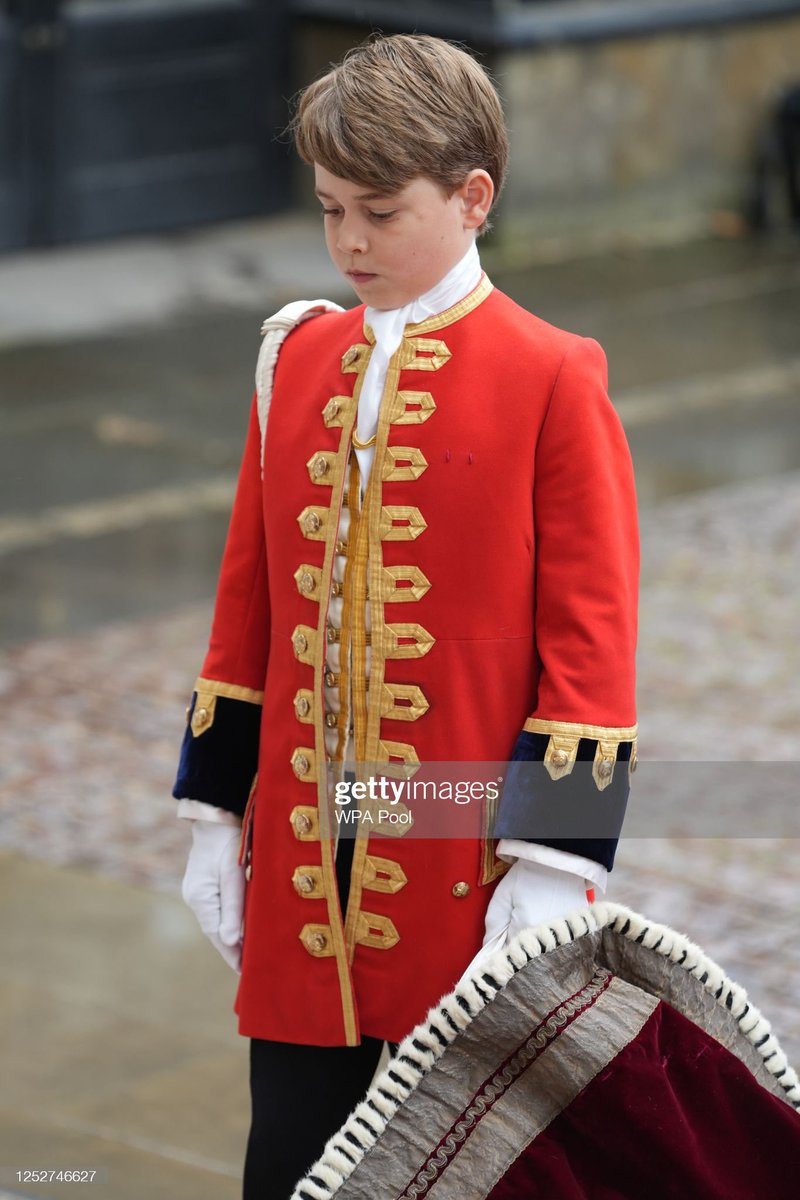 CathofWales's tweet photo. if anybody was wondering where Prince George is, the King’s grandson was given the role of Pages of Honour. 

George is tasked with holding the train of Charles’ regal robes, making him the youngest future king to play an official role in a coronation. 

#Coronation https://t.co/a3Qjbu0P5O