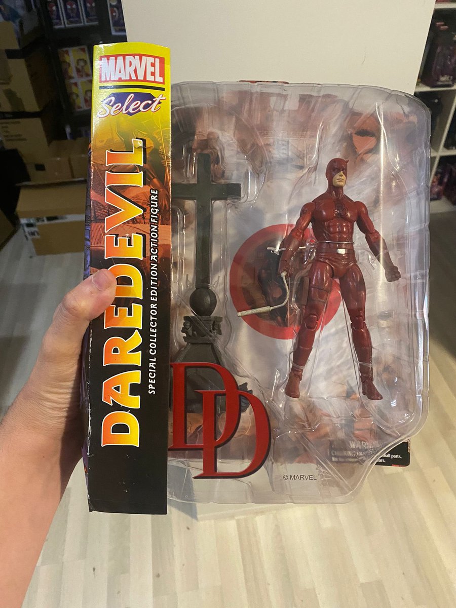 frikipolis's tweet image. ¡Daredevil! #diamondselect 

Oye pues ni tan mal el #daredevil de Diamond Select Toys😍👇

frikipolis.com/marvel-select-…