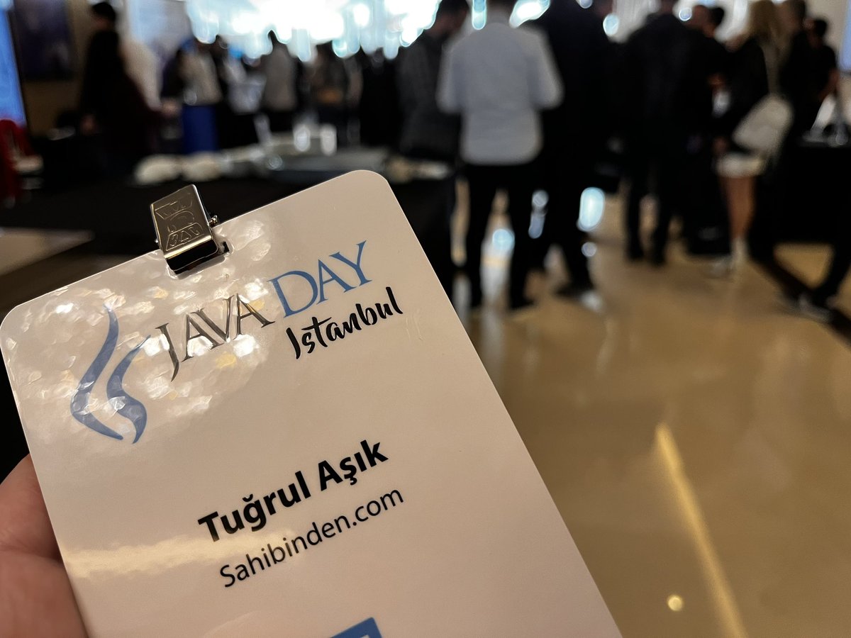 tugrulasik's tweet image. Atmasam olmazdı #javadayistanbul