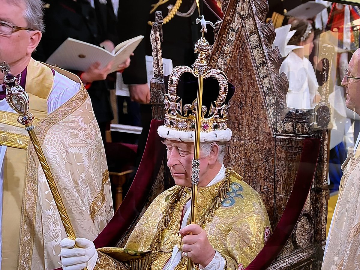 Waiting 74 years to get a permanent academic position in the U.K. 🇬🇧 #Coronation