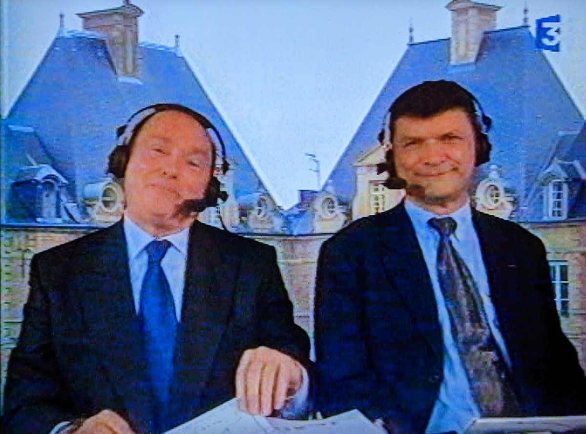 GodartShow's tweet photo. Quand avec @BernardThevenut on est #veritablement content que le Giro démarre #Giro106 #AntenneVieux https://t.co/LNM5udHs6n