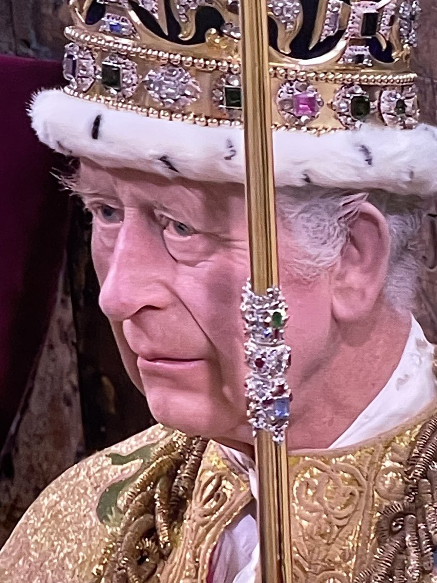 UNayak001's tweet photo. God Save the King! https://t.co/XTxQAmv4lS