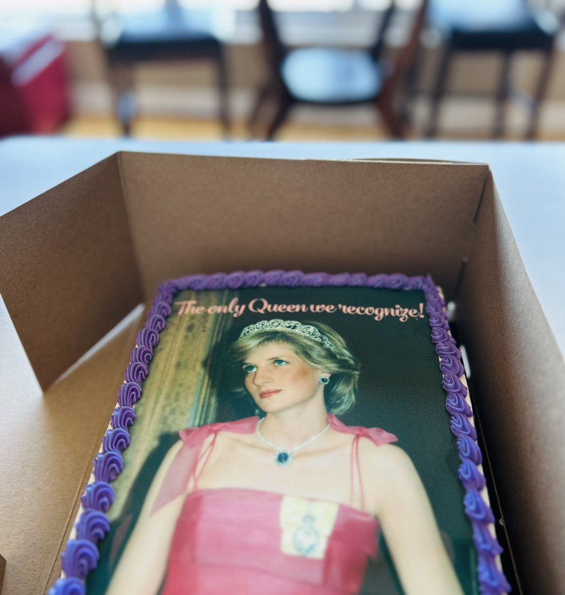 kimmie_gee's tweet photo. We will eat cake. #Coronation #Diana https://t.co/GHtbba38xn