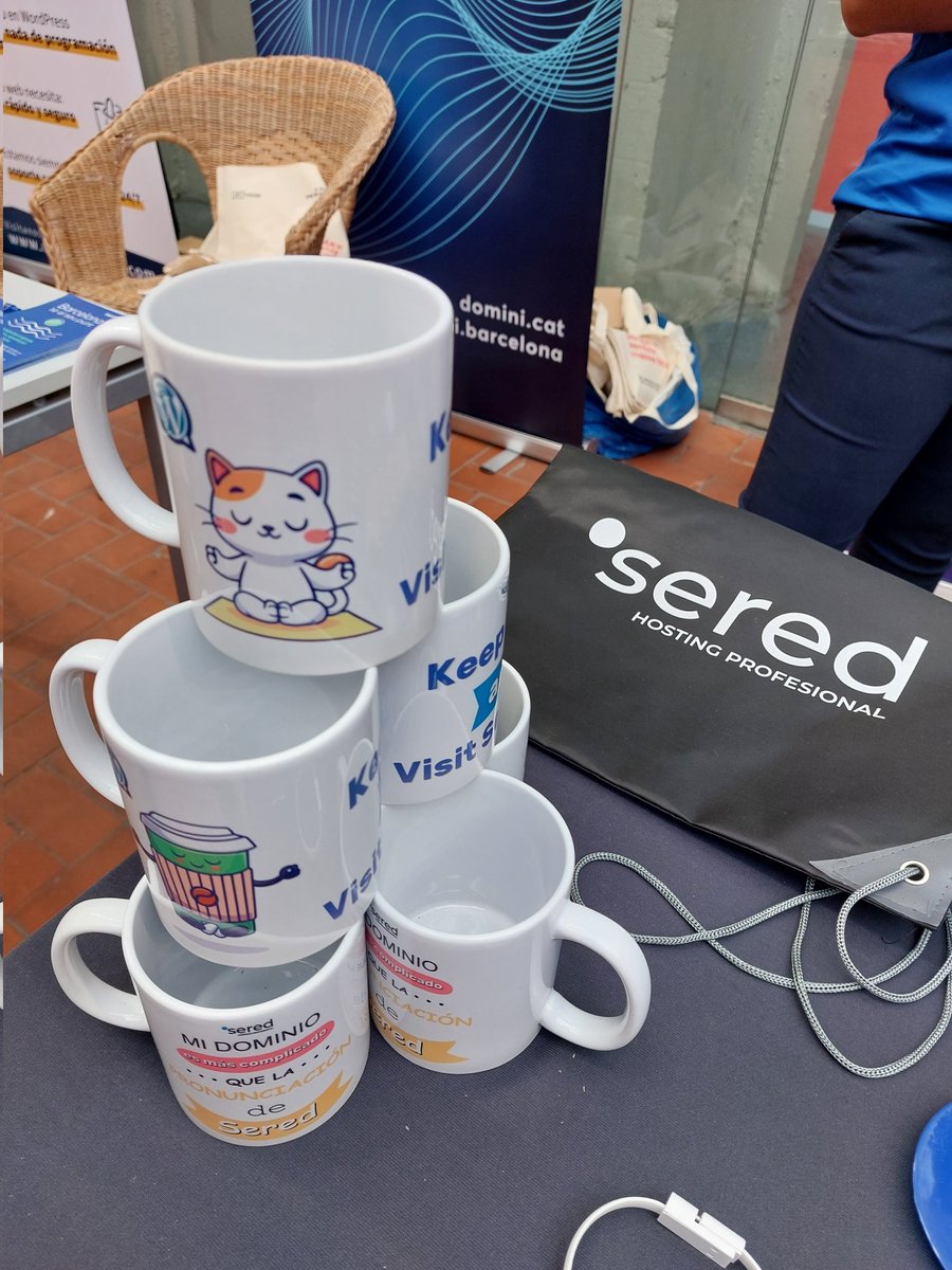 KikeUpdate's tweet image. Que tazas más monas en @SeredNET muchas gracias