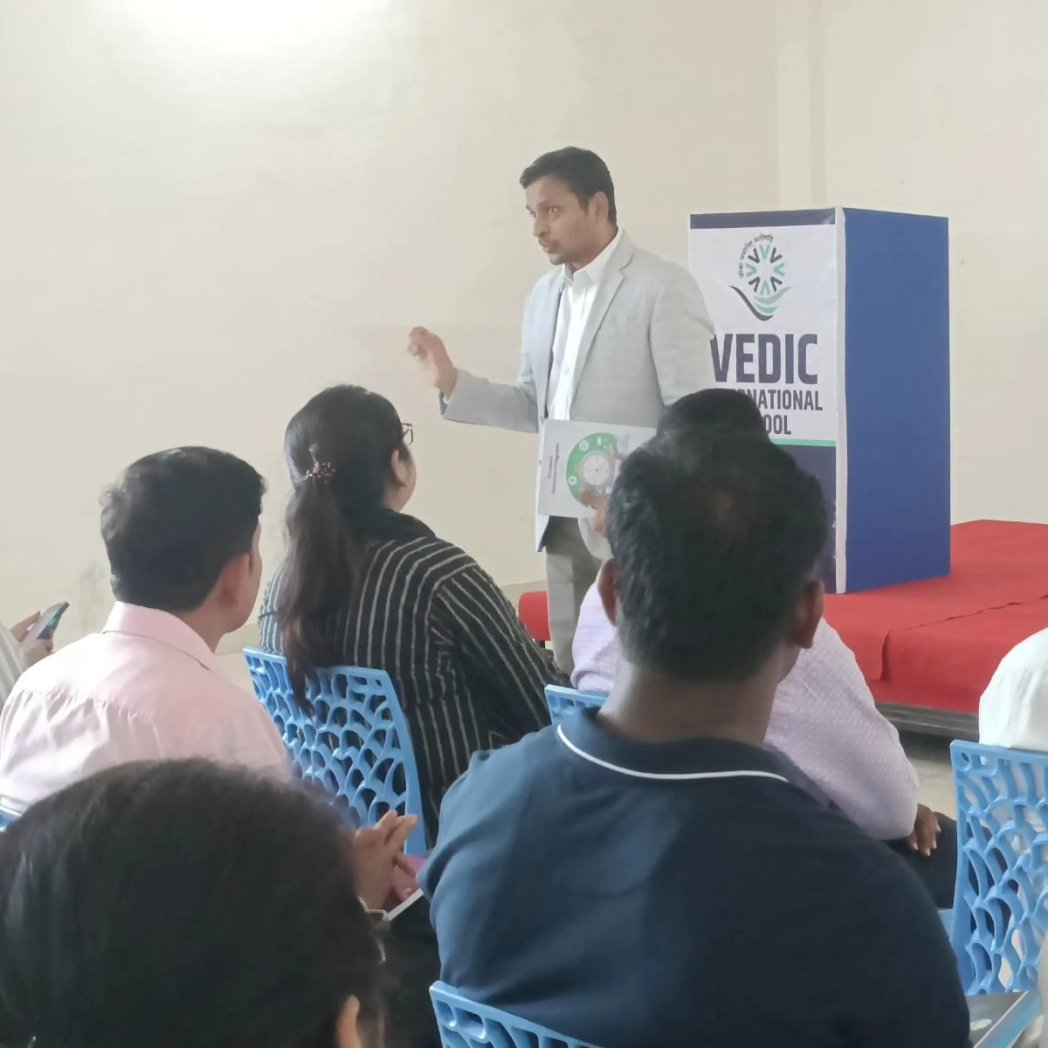 vedic_group's tweet photo. We're happy to announce the success of Ek Prayas orientation program conducted by our beloved Chairman Sir.
#VedicGroupofInstitutions #SuccessProgram #BestEducation https://t.co/Gfin4d7CcU