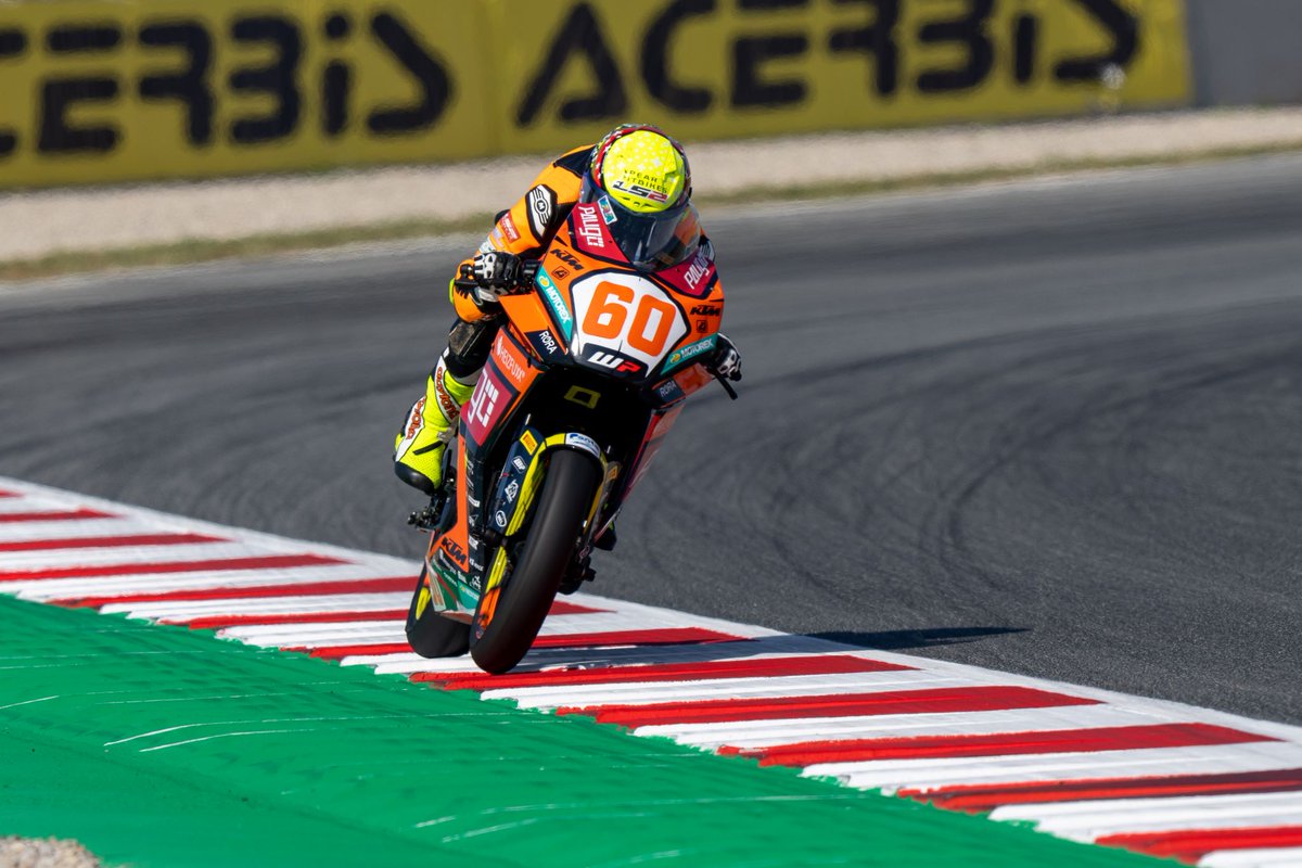 DirkGeiger60's tweet photo. #CatalanWorldSBK #WorldSSP300 #Race1 🏁

Coming from 🅿️1️⃣8️⃣ on the grid to finish in 🅿️6️⃣ +0.481 what a race 🤩

#DG60 with #FreudenbergRacing at @Circuitcat_eng

@WorldSBK #WorldSSP300 
#KTM #RC390R 
#LS2Helmets 
#Mass 
#Yamoto 
#DaytonaBoots https://t.co/Jzh662N3jB