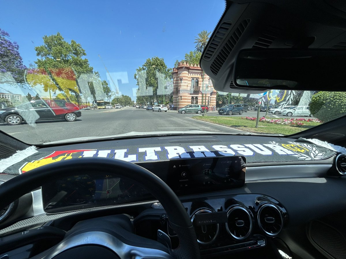 malv83's tweet image. Ya estamos todos aquí @FondoSur_1980