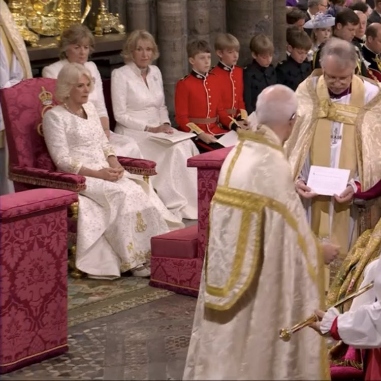 TheGhoti's tweet image. Learn from your King - always bring a spare (or two)…! #Coronation