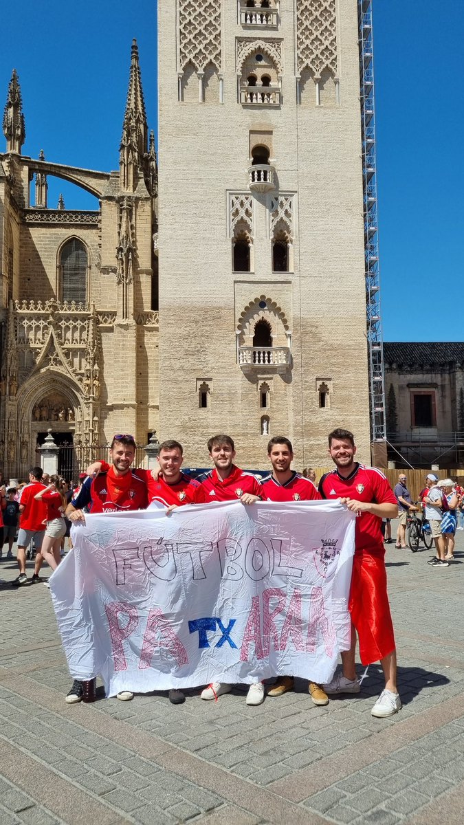 enriquebt97's tweet photo. @Osasuna #CuestionDeAlma #FutbolPatxaran #JagobaCapitan https://t.co/Z1gbEgd8JU