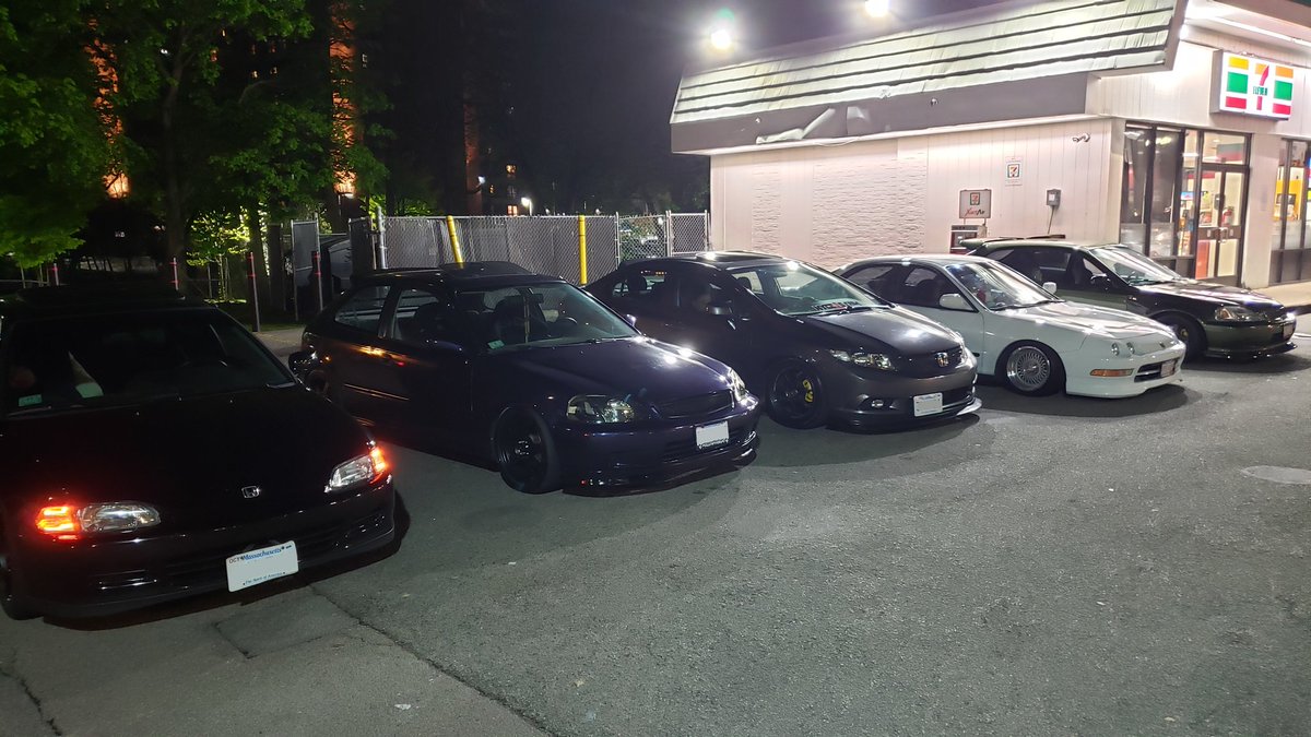 SBE_BEN_'s tweet photo. lastnite activities | just honda stuff 👹 https://t.co/Blr2dPtLDE
