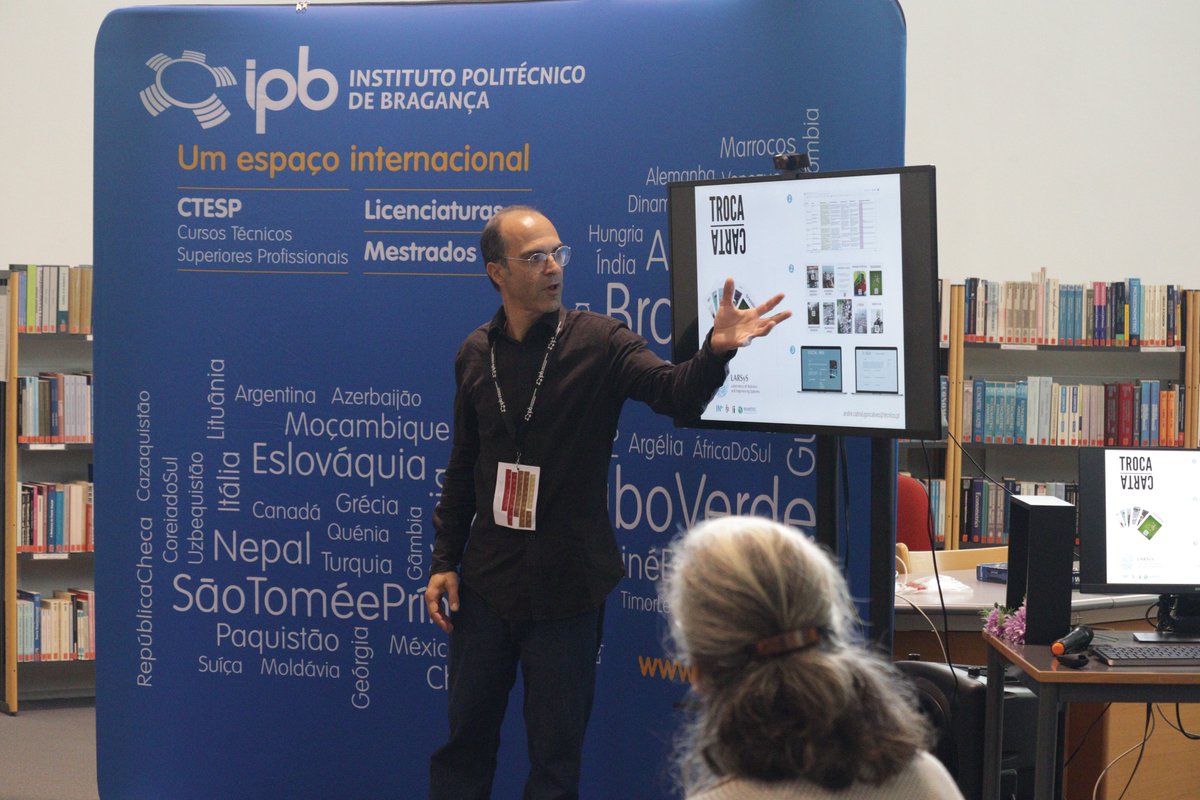 andreg's tweet photo. Com algum atraso, não posso deixar de parabenizar toda a equipa que organizou o #SciComPt2023, o meu primeiro (de muitos, espero) congresso de comunicação de ciência. Foram 3 dias muito intensos e muito ricos, que ainda estou a digerir. https://t.co/oo5sl7dlll