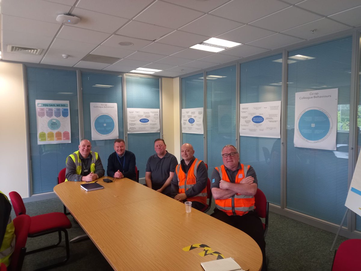 Thank you to @furnivalderek for a great day yesterday at Birtley logistics, spending time with colleagues taking part in Talk logistics sessions to engage and understand how we can support our colleagues in depot and go from good to great. #init