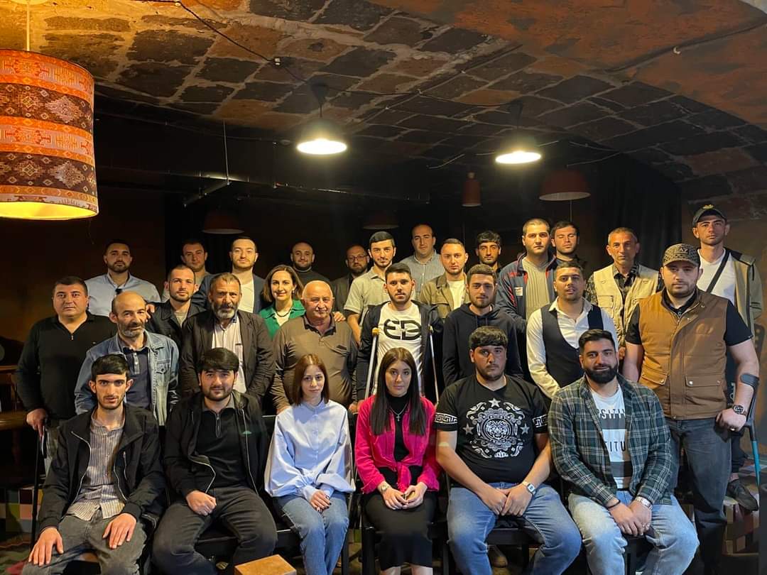 Hayrapetyan_M's tweet photo. Today in #Gyumri, together with our heroes, we watched the documentary about the Program for discovering the professional potential of the 44-Day war participants. #MyStepFoundation.
The movie link: https://t.co/BtsFLKCM1w https://t.co/J33MulV2bq