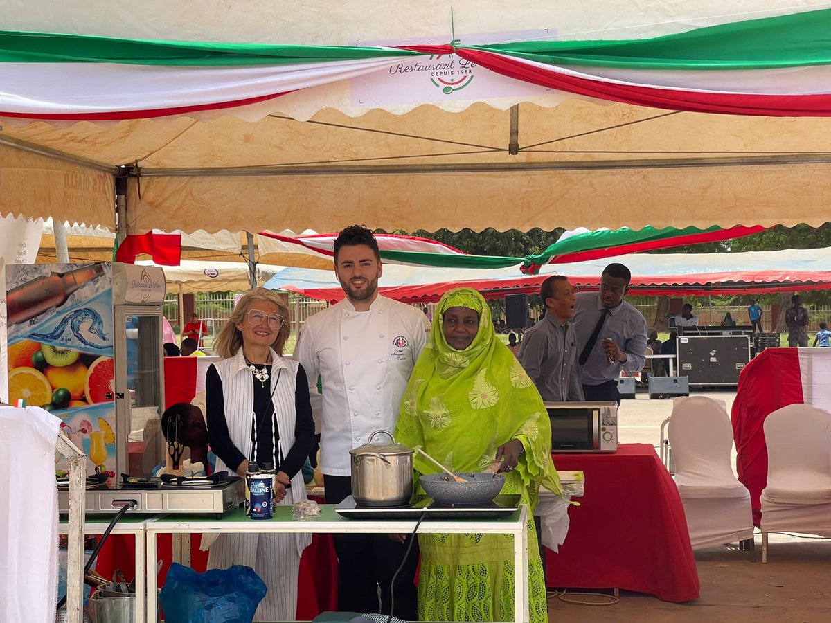 chefiorletta's tweet photo. @GattoEmilia1 Ambasciata D’Italia Niger.@Federcuochi https://t.co/zATwBxZyuX