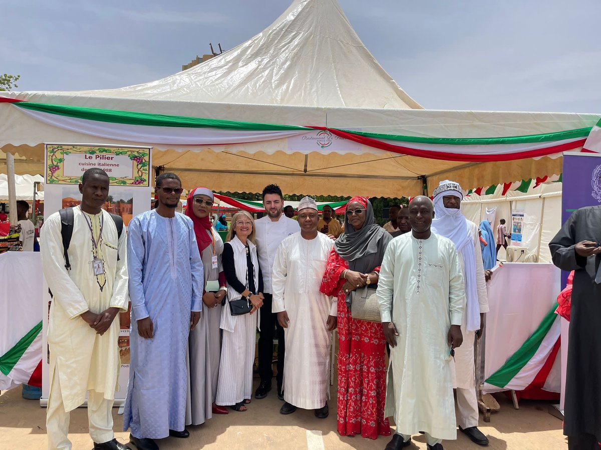 chefiorletta's tweet photo. @GattoEmilia1 Ambasciata D’Italia Niger.@Federcuochi https://t.co/zATwBxZyuX