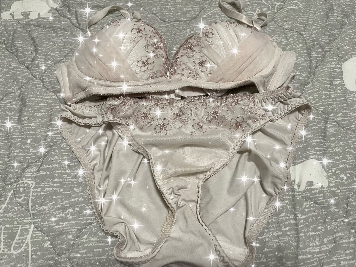 utan520's tweet photo. 🐰今あるおパンツ情報更新❶
セットでも、バラバラでも大丈夫です💖

#パンツ売り子 
#下着売ります 
#パンツ売ります
#オリシー https://t.co/p7RcXaRsYk
