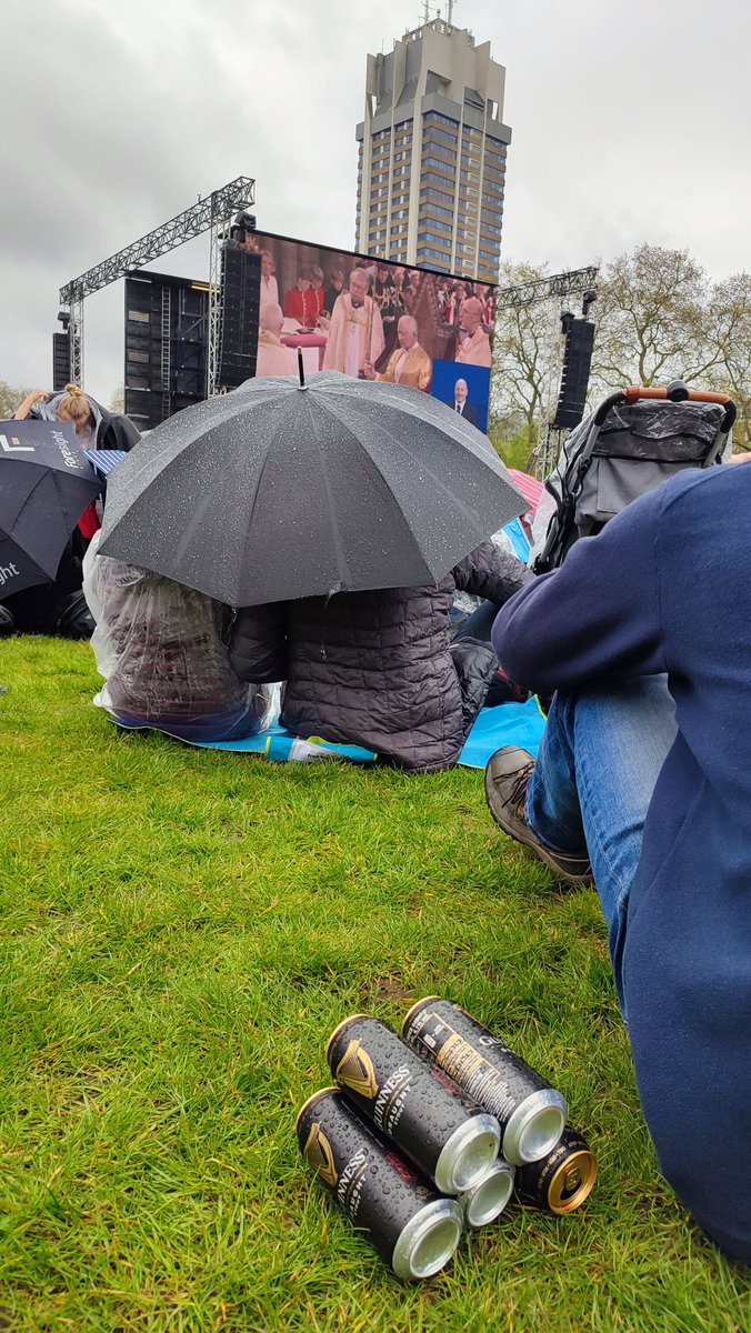 simonsanders's tweet image. "Good things come to those that wait" #guinness