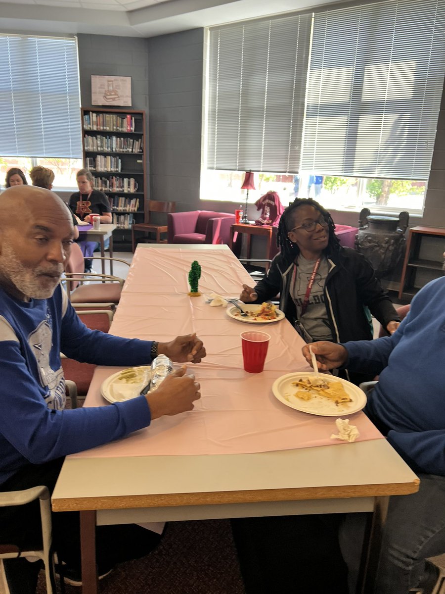 studentofedu's tweet photo. We started CCS Teacher Appreciation a few days early with a Cinco de Mayo lunch. Ready for all the surprises in store for next week. So thankful to our @JMRHSPTSO for always supporting our staff. #bulldogs https://t.co/RfOg4ZobvJ