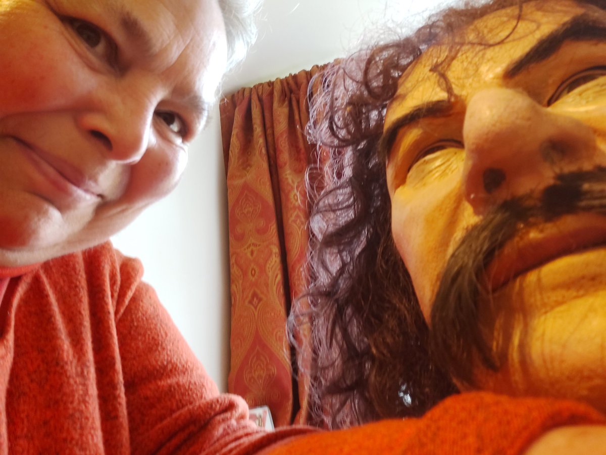 veewalkerwrites's tweet photo. Wee #Coronation party Γ deux at #CromartyCourthouse. Cheering up poor old #SirThomasUrquhart whose invitation to @wabbey clearly got lost... after fighting for CharlesII at the #BattleofWorcester an' all... we're here 12 - 4. #Cromarty #CoronationWeekend https://t.co/pQbEfK2XsG