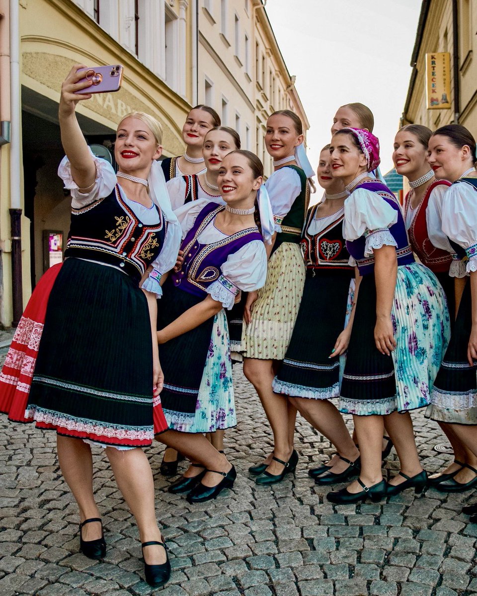 But first, Let me take a selfie… 😍❤️
📷 Simona Valčová #ThisIsSlovakia 🇸🇰
#slovakia #folklor #slovakgirls #folklor #girls #goodvibes #folk #selfie #Folklore #tradition