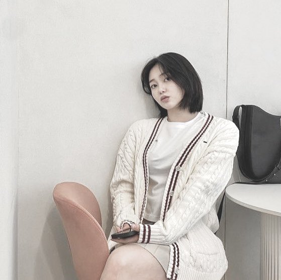 peachydocx's tweet photo. home 💫

— a #dutyafterschool taeman, yujeong filo au https://t.co/TpIYOYbwtp