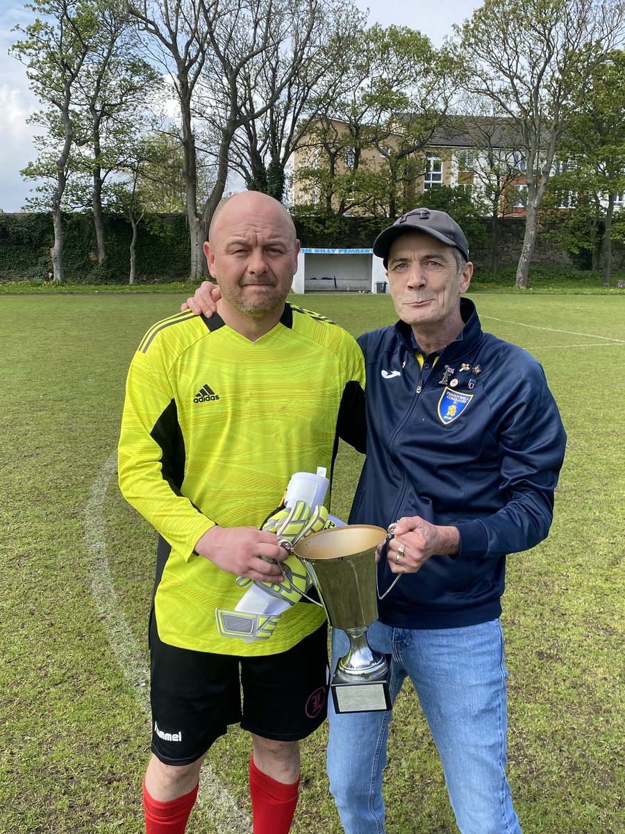 pennywellcomrades fc over 40s tweet media