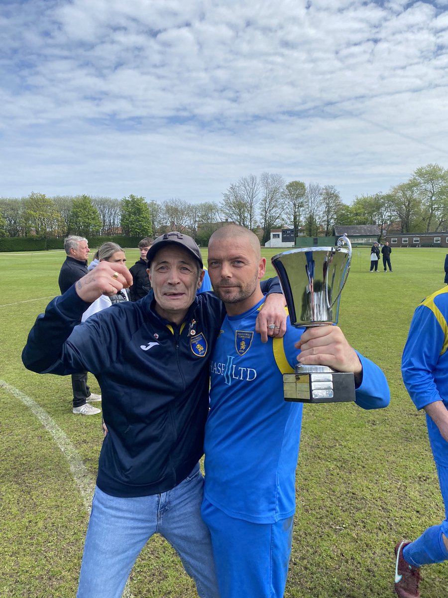 pennywellcomrades fc over 40s tweet media